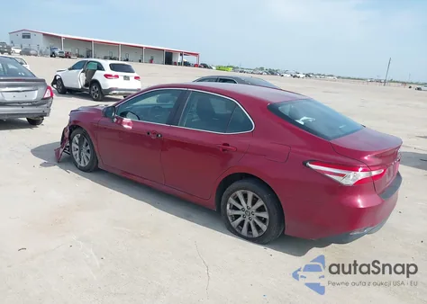 2018 Toyota Camry Le из США, поврежденный, VIN 4T1B11HK8JU563806